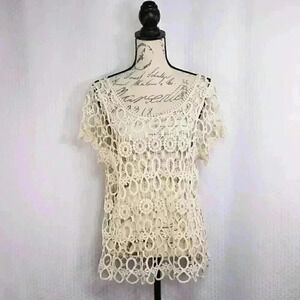 Bobeau cream color open crochet short sleeve top/cover up lace